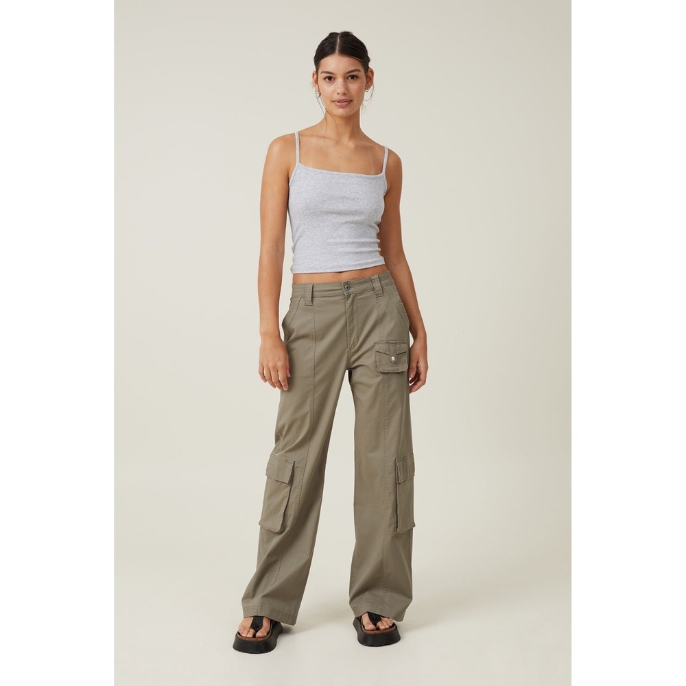 Cotton On Hayden cargo pants new size 2